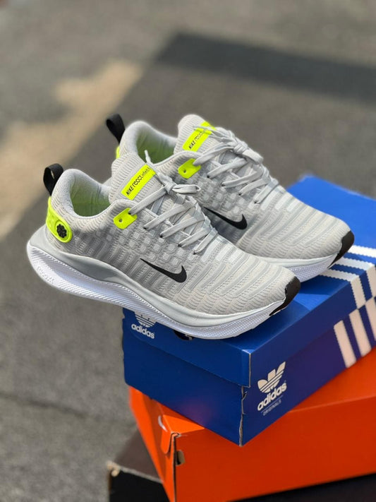 NIKE INFINITY