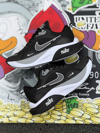 NIKE AIRMAX