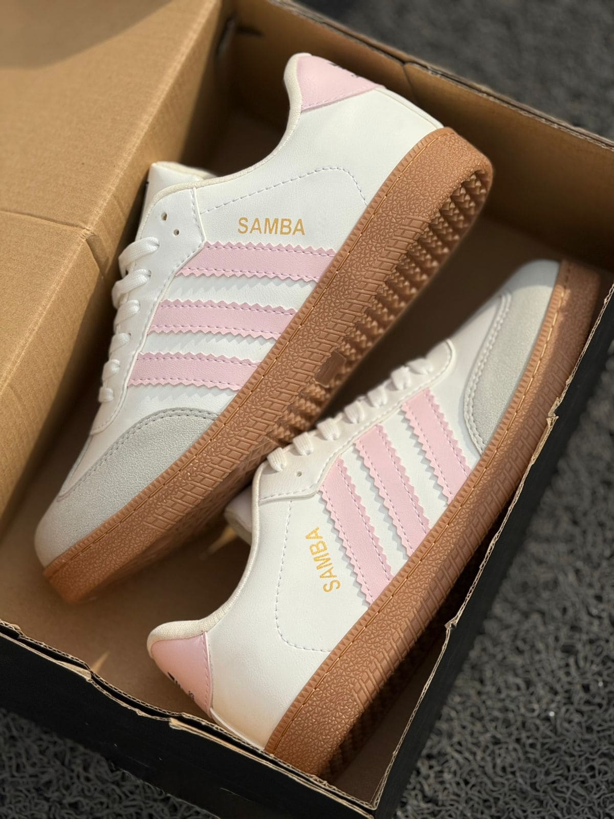 ADIDAS SAMBA