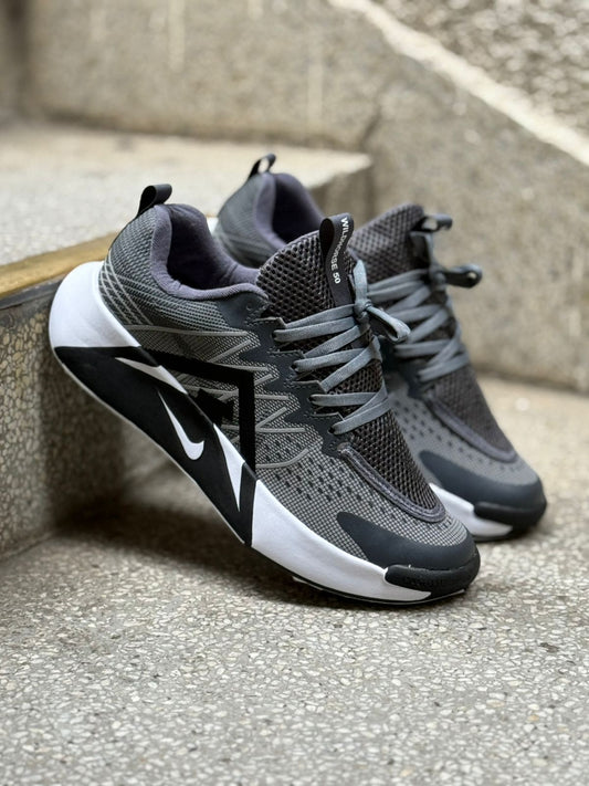NIKE TRAIL