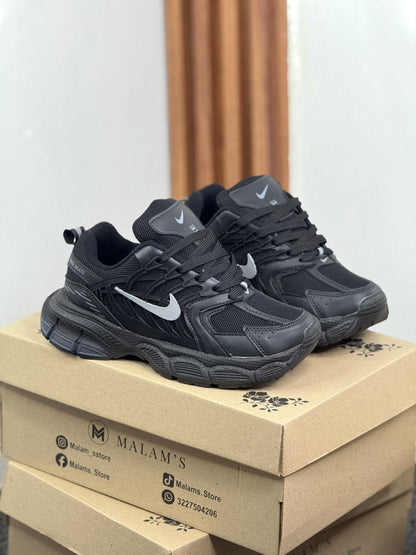 NIKE SKATE